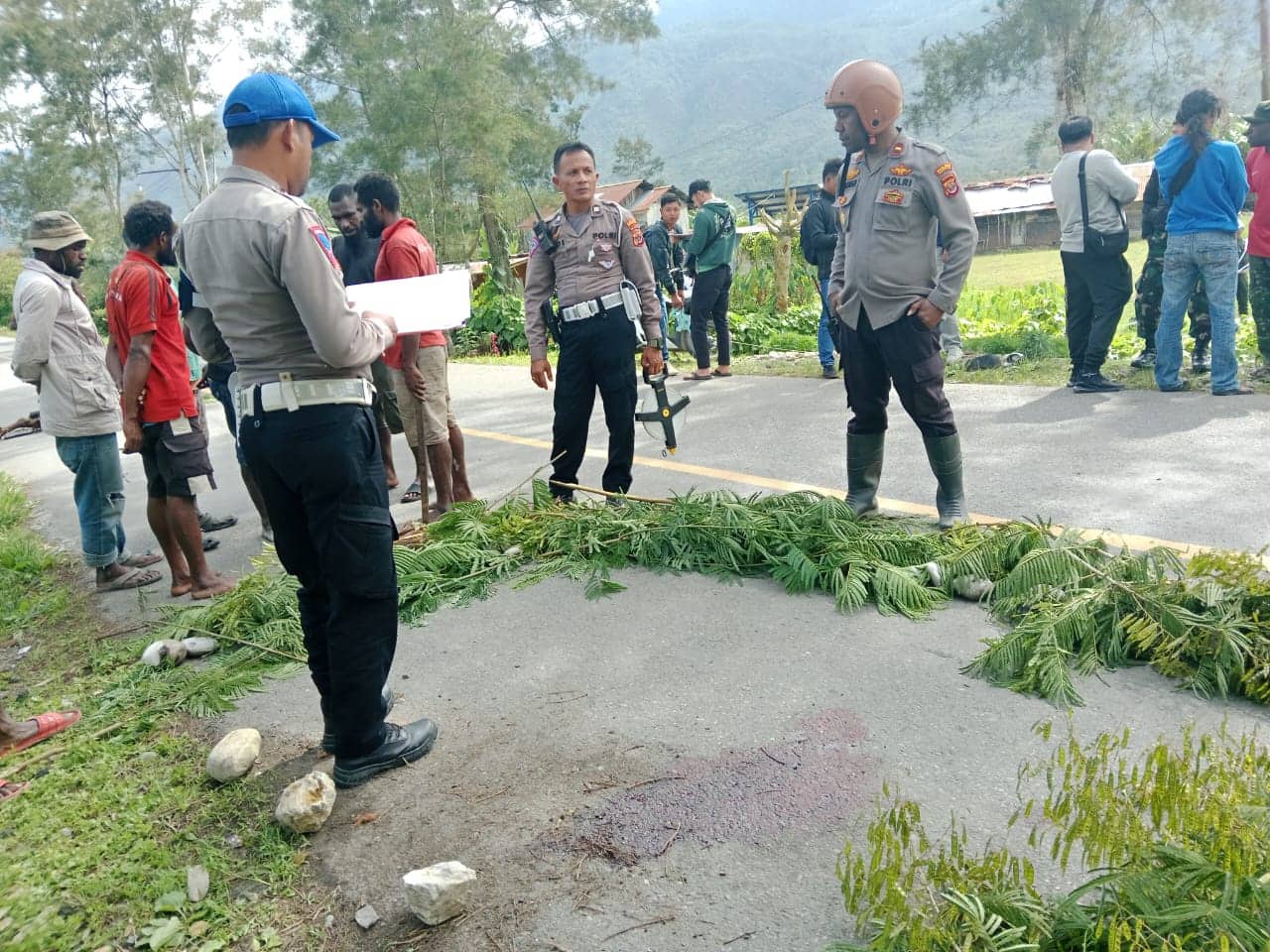 Ilustrasi berita JAYAPURA: Mayat Laki-laki Penuh Luka Ditemukan di Jalan Raya Trans Wamena-Jayapura