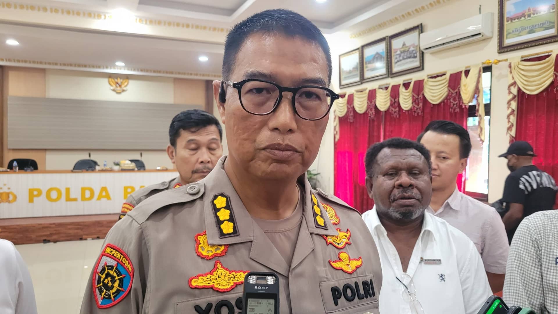 Ilustrasi berita JAYAPURA: Atasi Antrian Panjang, Polda Papua Bentuk Tim Pengawasan BBM Bersubsidi di Jayapura