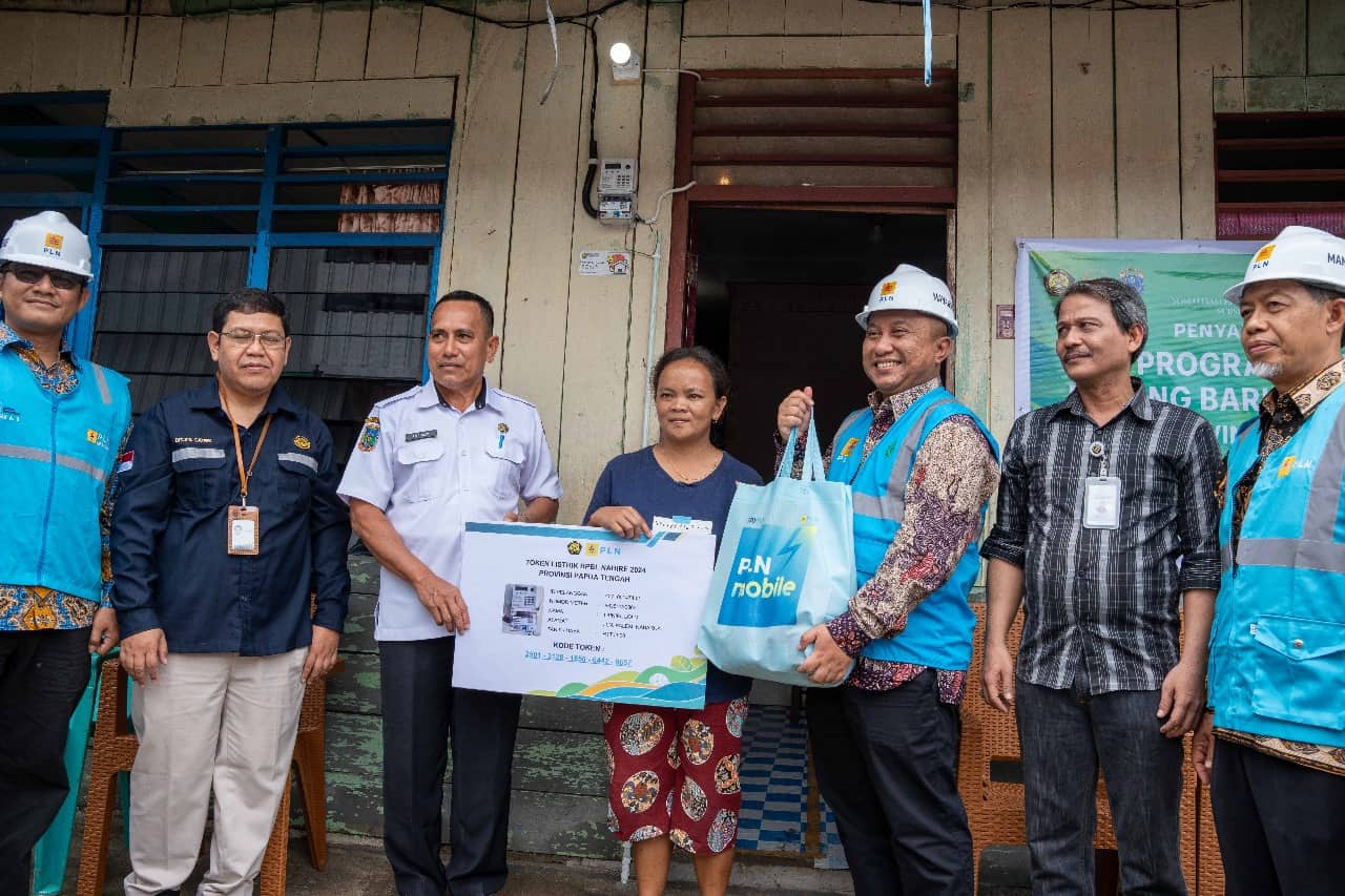 Ilustrasi berita Papua: Hari Pelanggan, 229 Rumah Tangga Tak Mampu di Papua Tengah Kini Bisa Nikmati Listrik PLN