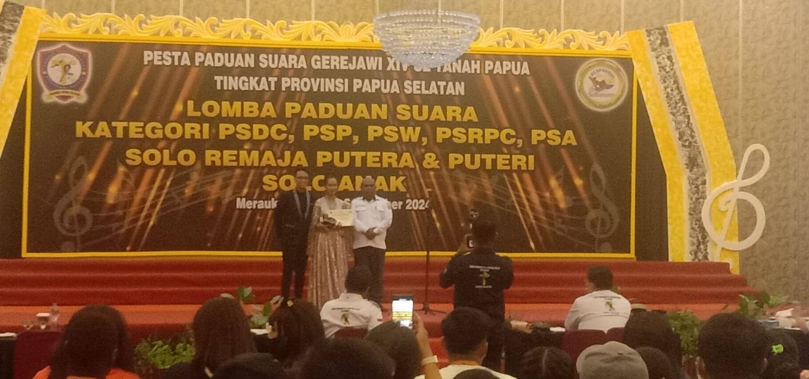 Ilustrasi berita Papua: Mora Christania Ruth Ibrani Susul Azryell Raih Champion, Hingga Dapat Bonus dari Ketua Umum LPPD Provinsi Papua Selatan