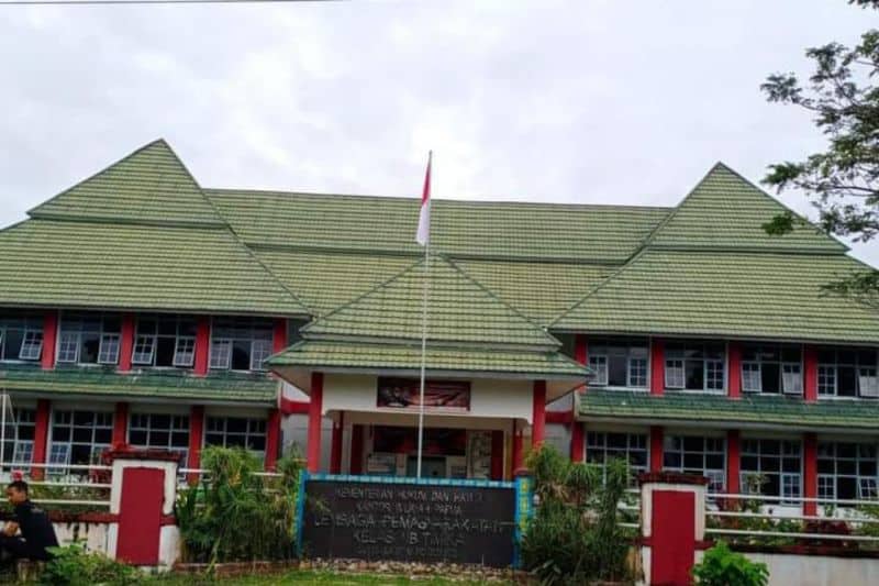 Ilustrasi berita Mimika: Eltinus Omaleng Terpidana Korupsi Gereja Mile 32 Tidak Berada di Lapas Kelas II B Timika