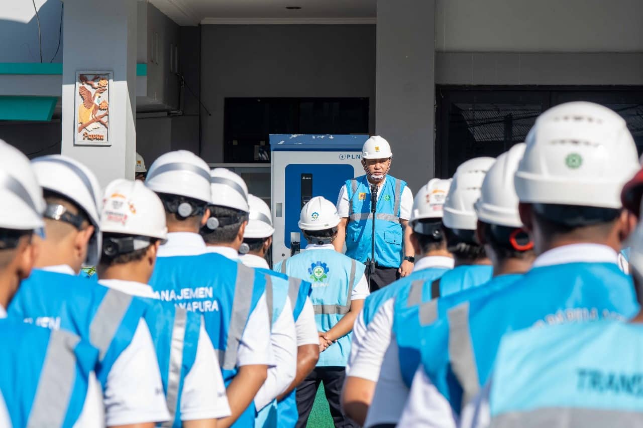 Ilustrasi berita Nasional: PLN Gelar Apel Siaga Jelang Pilkada Serentak 2024, Siap Amankan Pasokan Listrik