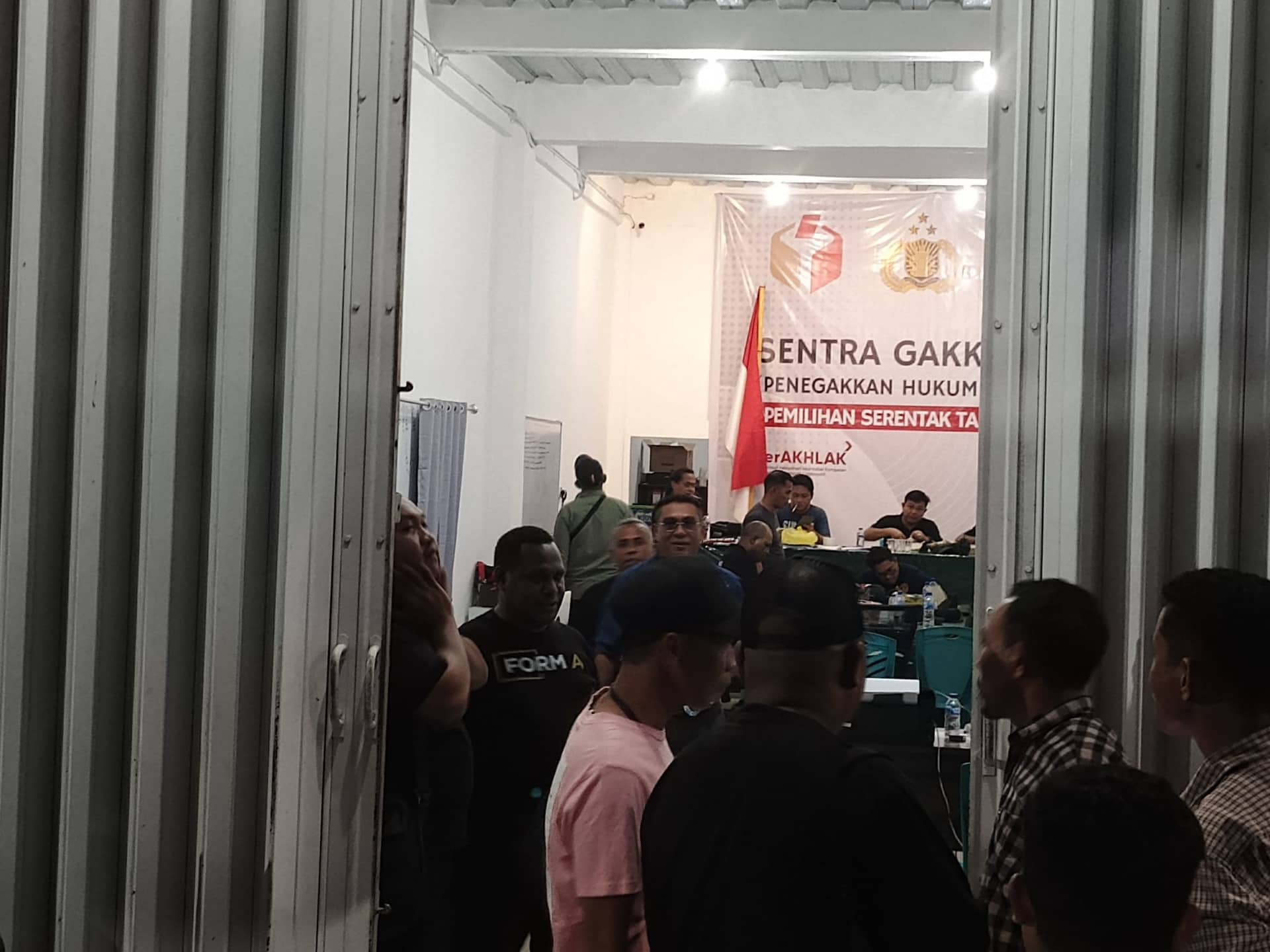 Ilustrasi berita Mimika: Gakkumdu Mimika "Bungkam" Soal Penangkapan Pelaku Money Politik Salahsatu Paslon