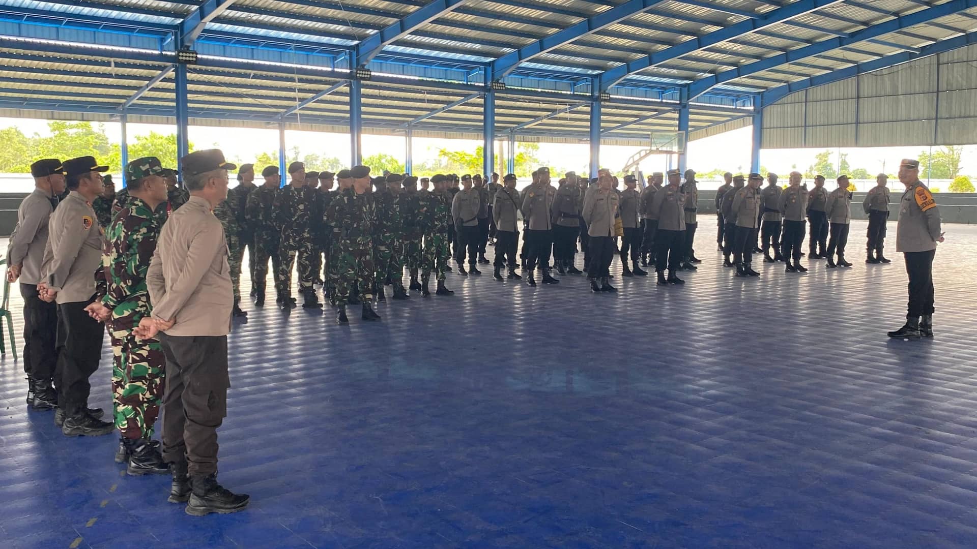 Ilustrasi berita Mimika: 115 Personil Gabungan Dikerahkan Untuk Pengamanan Rapat Pleno di GOR Futsal