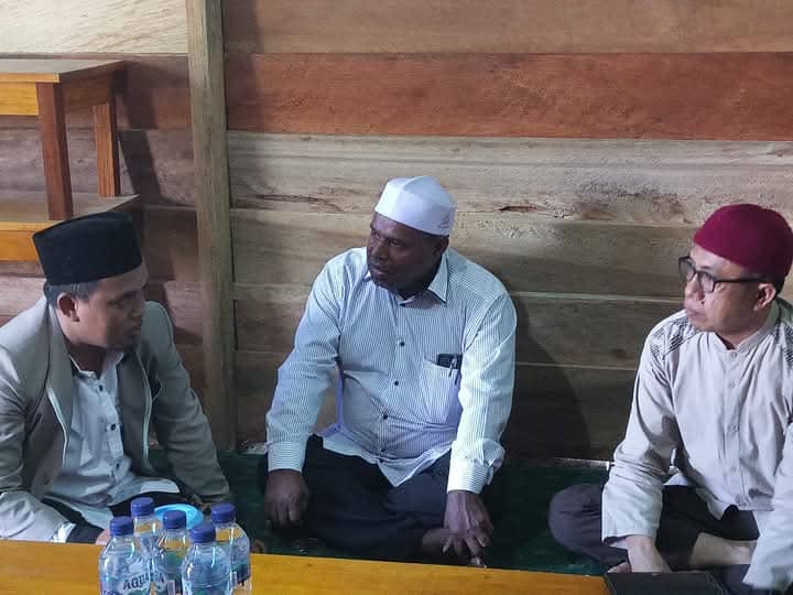 Ilustrasi berita BERITA UTAMA: Diisukan Gantikan Gus Miftah Sebagai Utusan Khusus Presiden, Kyai Payage Didukung Pengasuh PP Anwarul Fawaid Mimika