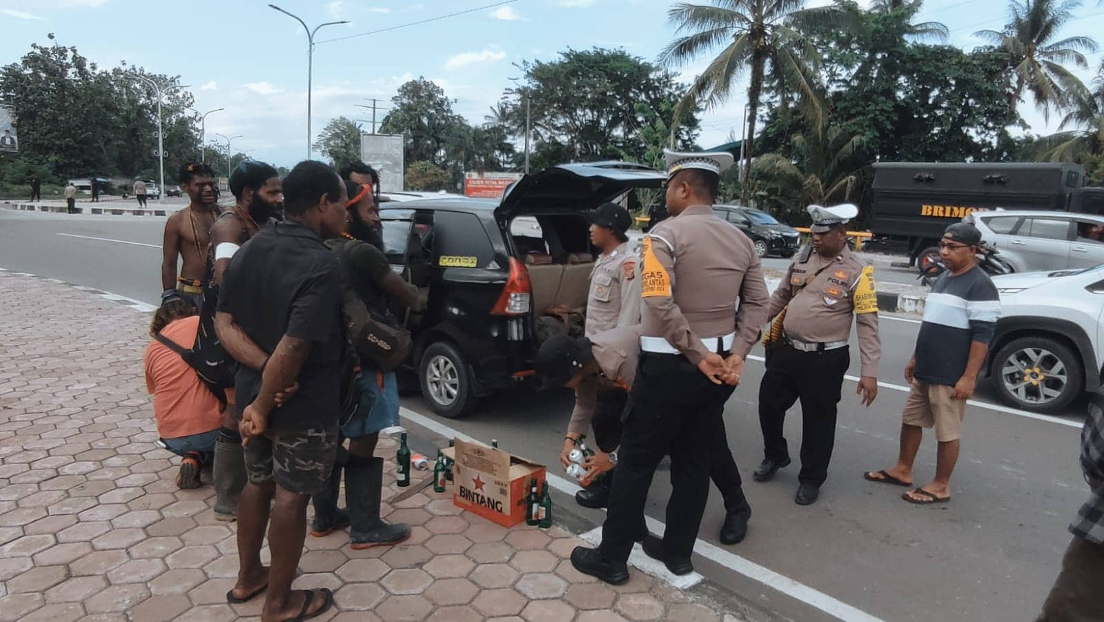 Ilustrasi berita Mimika: Tingkatkan Kamtibmas, Polres Mimika Intensif Gelar Sweping Senjata Tajam