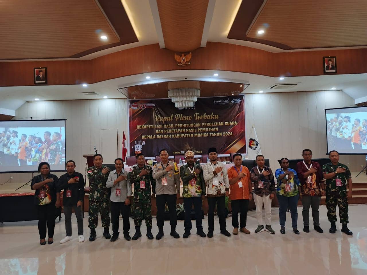 Ilustrasi berita Mimika: Gelar Rapat Pleno Perolehan Suara Pilkada Mimika 2024 Ditengah-tengah Terungkapnya Kecurangan, Ketua KPU: Bersama Mengawal Suara Rakyat
