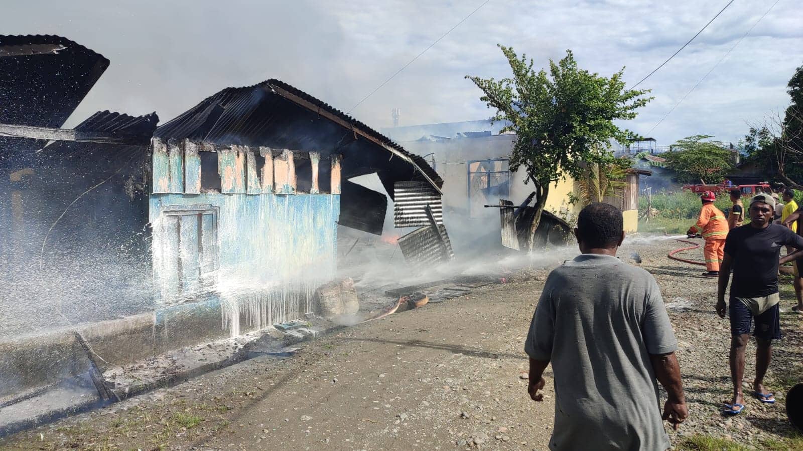 Ilustrasi berita Mimika: Rumah Pribadi dan Kos di Jalan Masbait Timika Terbakar
