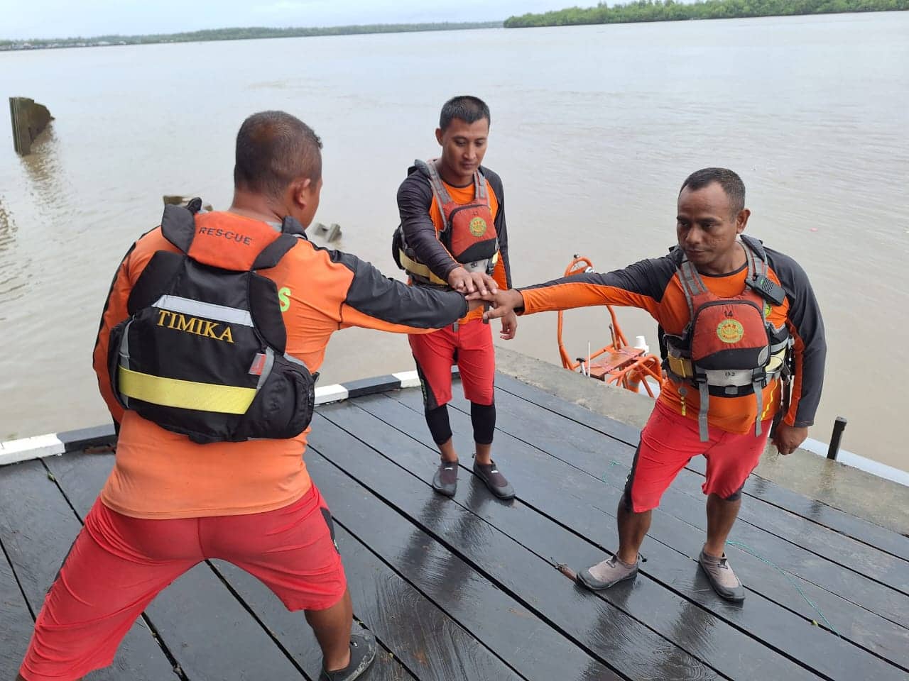 Ilustrasi berita Mimika: Perahu Fiber Bermuatan Sayuran dari Timika Tujuan Asmat Hilang Kontak, Ini Identitas Empat Awak