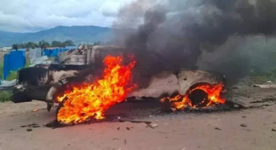 Ilustrasi berita Papua: Wamena Ricuh, 3 Polisi dan 6 Warga Luka-Luka, 7 Kendaraan Dibakar