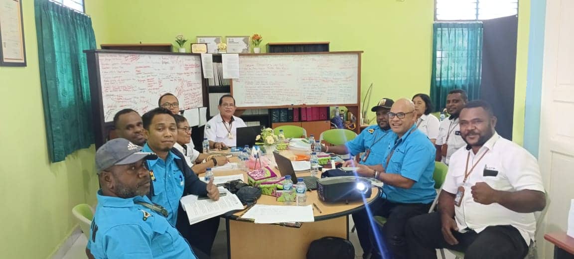 Ilustrasi berita Mimika: Monitoring dan Evaluasi Program di SATP Mimika, YPMAK Komitmen Tingkatkan Kualitas Pendidikan