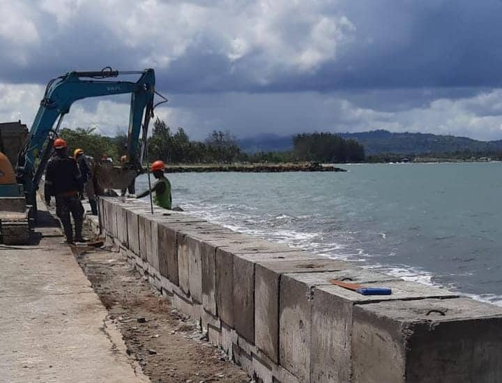 Ilustrasi berita Papua: PLN Manfaatkan 5.325 Ton FABA PLTU Holtekamp untuk Infrastruktur dan Pemberdayaan Masyarakat