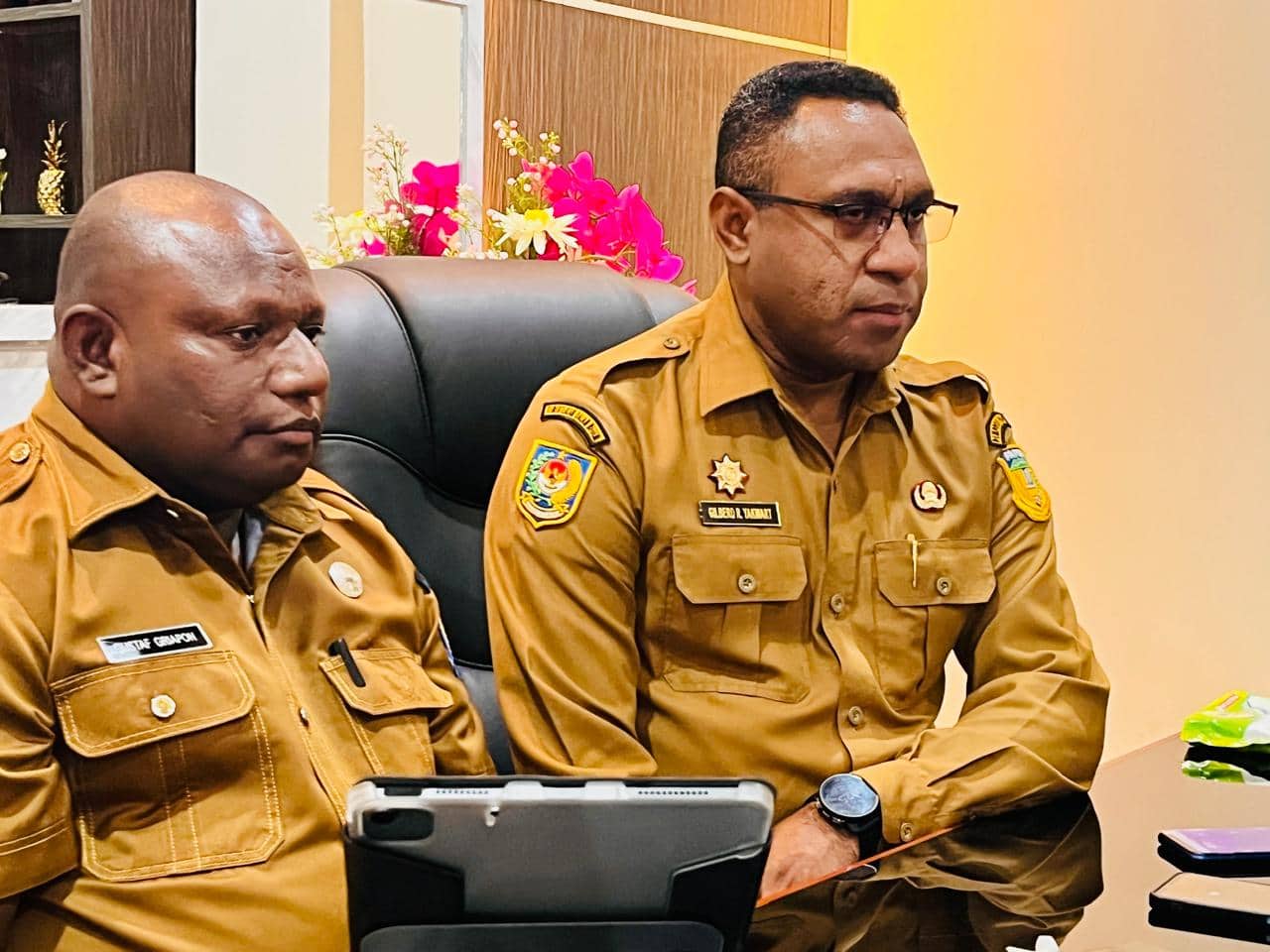 Ilustrasi berita JAYAPURA: Kunjungan Kerja ke Distrik dan Kampung, Bupati Jayapura Serahkan Bantuan Satu Ton Beras