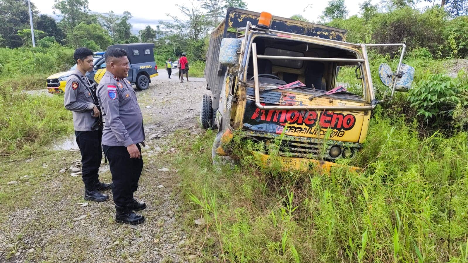 Ilustrasi berita Mimika: Laka Maut di Iwaka Timika, Truk Alami Rem Blong Tabrak Motor, Dua Orang Tewas