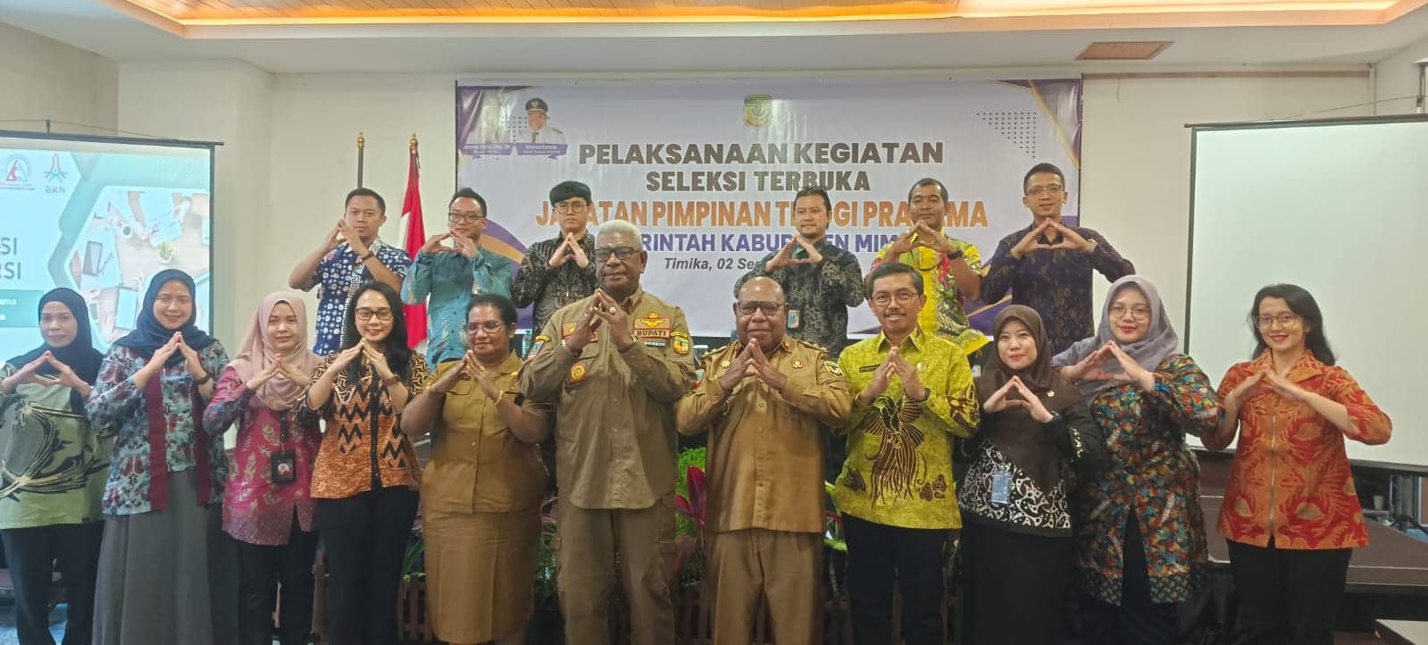 Ilustrasi berita Mimika: Resmi Dibuka Bupati, 59 Pejabat Eselon II Lingkup Pemda Mimika Ikut Seleksi Kompetensi Manajerial dan Sosial Kultural