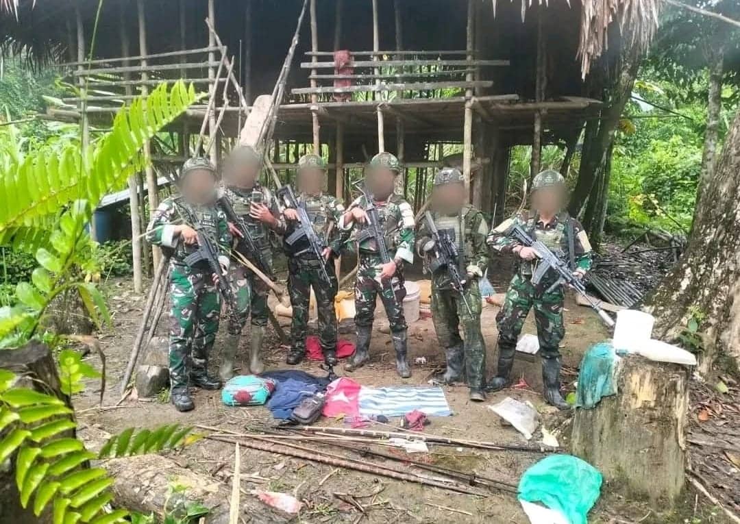 Ilustrasi berita Papua: Satgas Yonif 10 Marinir Rebut dan Kuasai Markas Separatis OPM di Muara Oasin, Aifat Selatan
