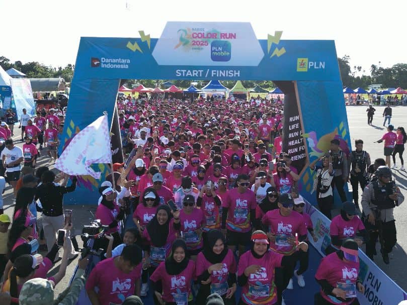 Ilustrasi berita JAYAPURA: Antusiasme Ribuan Masyarakat Meriahkan Nabire Color Run 2025, Ajang Perkenalan PLN Mobile
