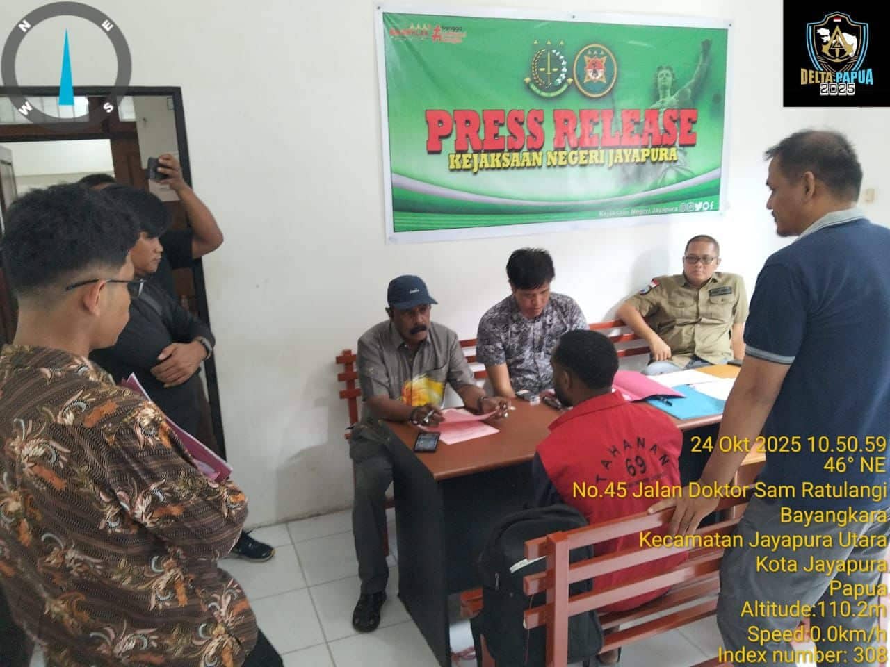 Ilustrasi berita Papua: Jadi Kurir Amunisi, Satgas Operasi Damai Cartenz Serahkan Yopi Bingga ke Kejaksaan Negeri Jayapura