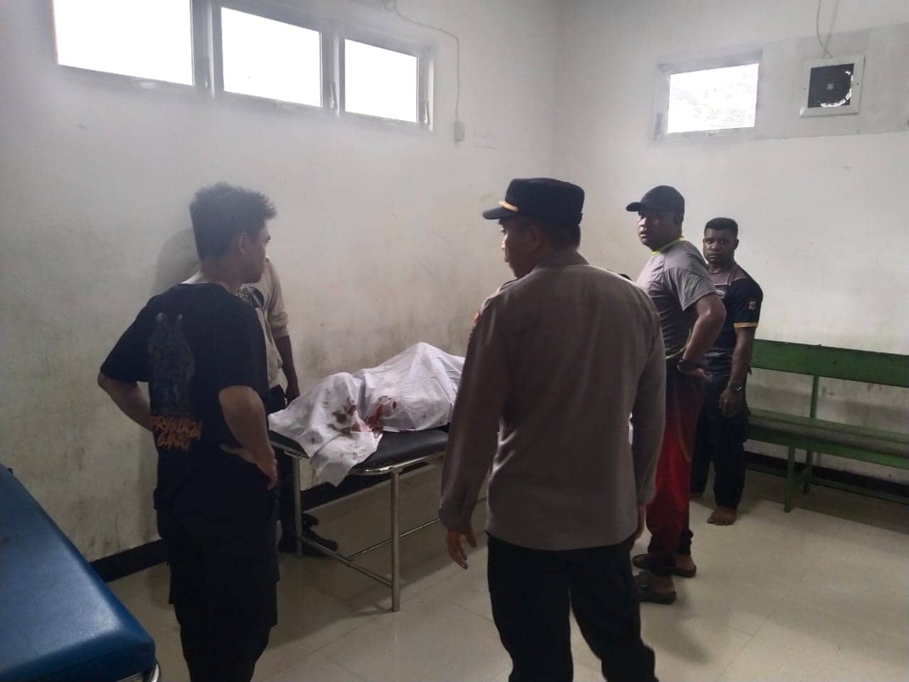 Ilustrasi berita BERITA UTAMA: Anggota Polres Asmat Tewas Ditikam Saat Tangani Laporan Keributan Warga