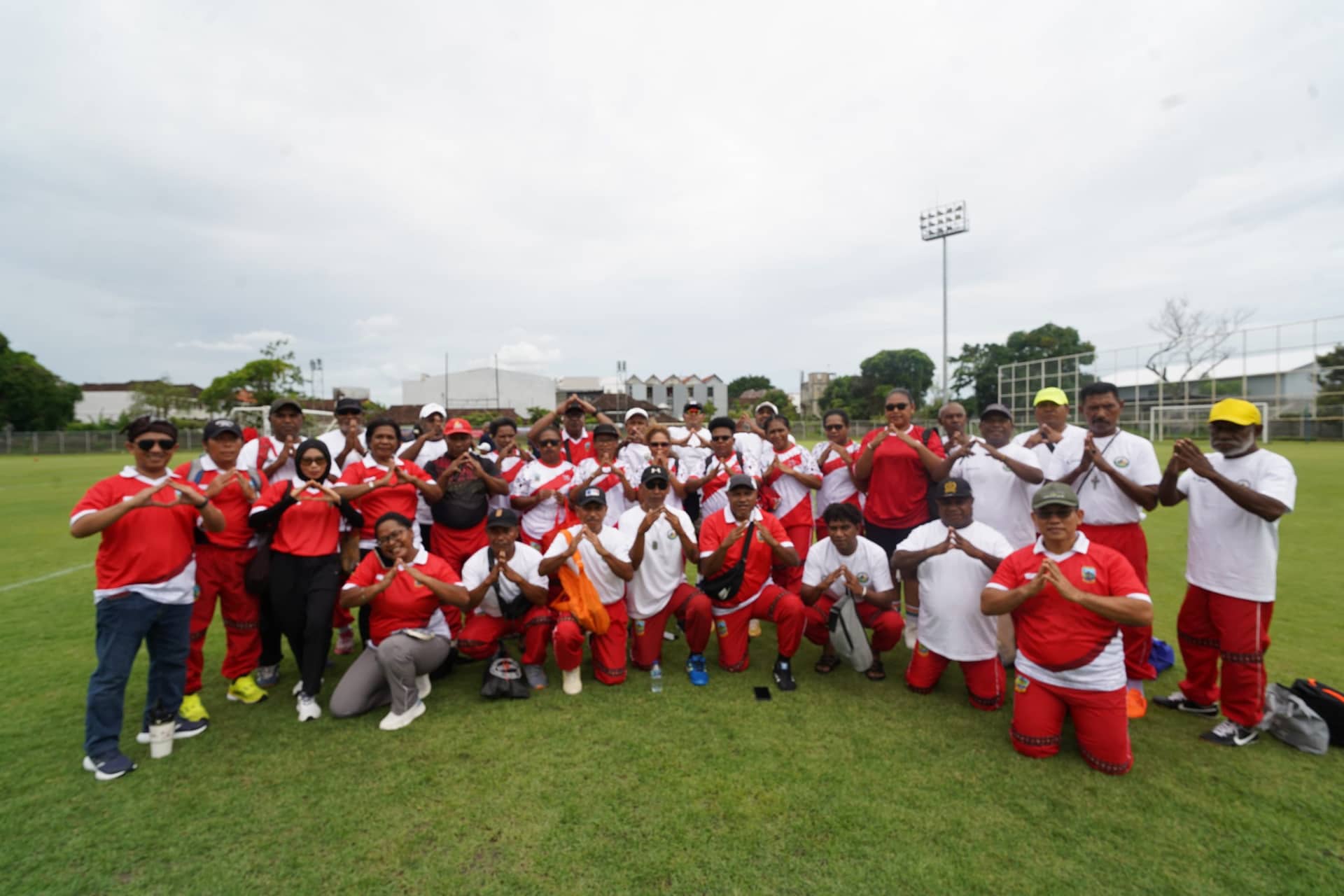 Ilustrasi berita Mimika: Hari Kedua Walking Football Asia Pacific World Cup 2025, Persejasi Papua Tengah Turun di Tiga Kategori Usia