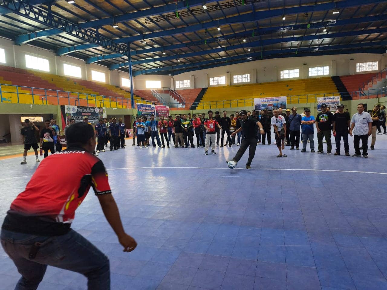 Ilustrasi berita Mimika: KKJB Mimika Gelar Turnamen Futsal Cup IV Tahun 2025
