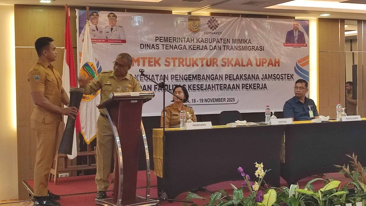 Ilustrasi berita Mimika: Pimpinan dan HRD Perusahaan di Mimika Dapat Bimtek Struktur Skala Upah