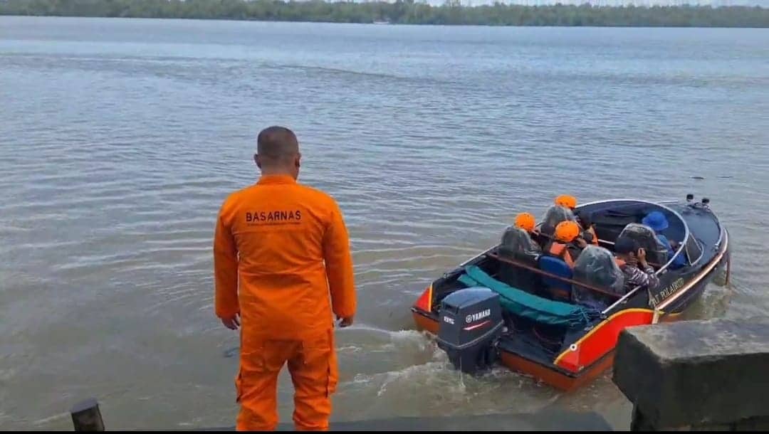 Ilustrasi berita BERITA UTAMA: Terserang Epilepsi, Pencari Kepiting Bakau Tenggelam Usai Terjatuh dari Perahu