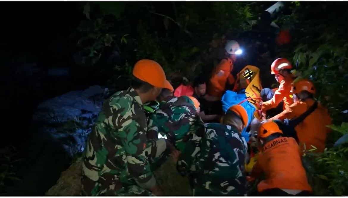 Ilustrasi berita BERITA UTAMA: WNA asal Kanada Terjatuh di Air Terjun Cyclop Sentani, Basarnas Lakukan Evakuasi
