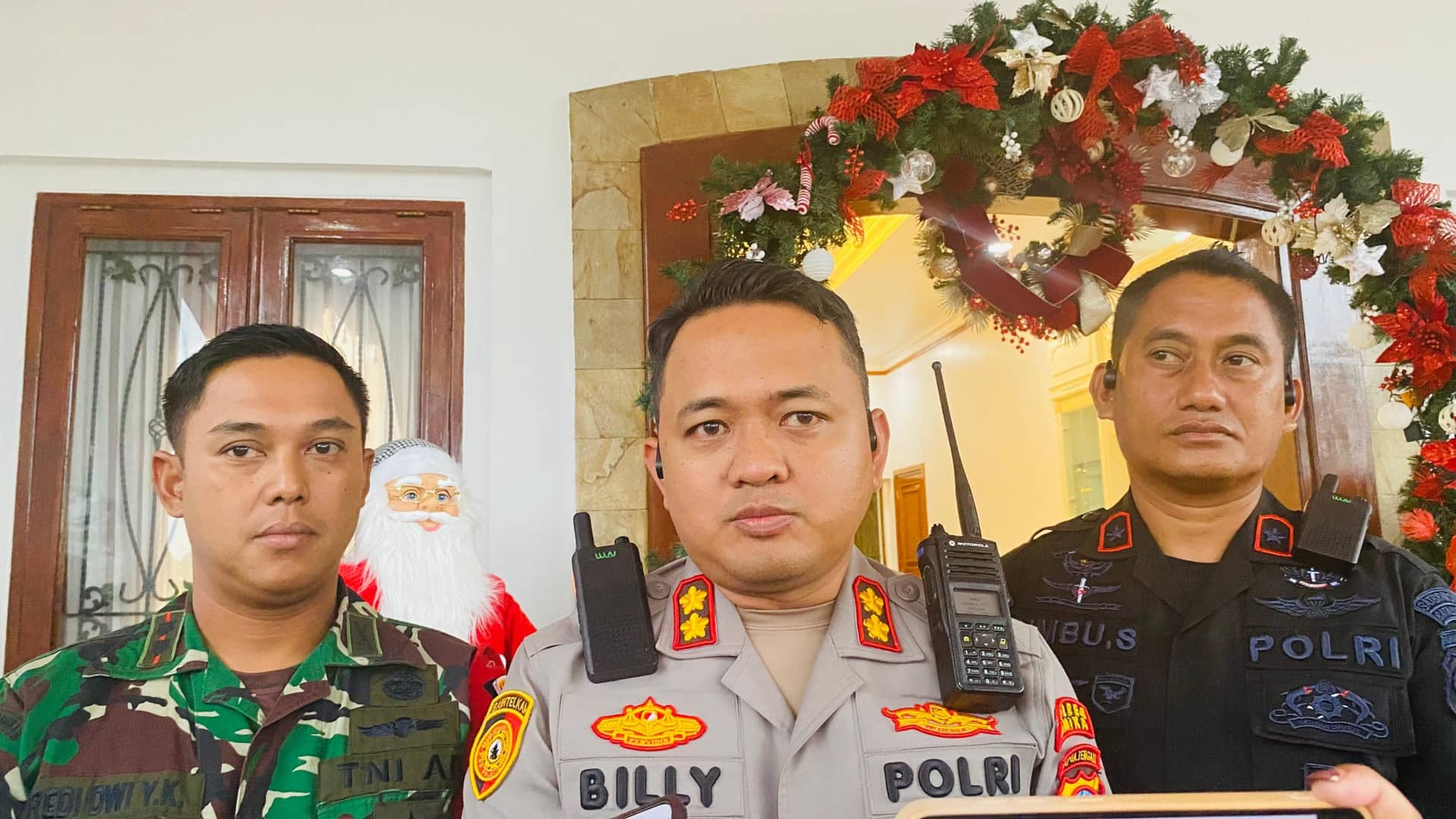 Ilustrasi berita Mimika: Turunkan Kekuatan Penuh, Aparat Disiagakan Jaga Rencana Acara Perdamaian Kwamki Narama yang Digelar Senin