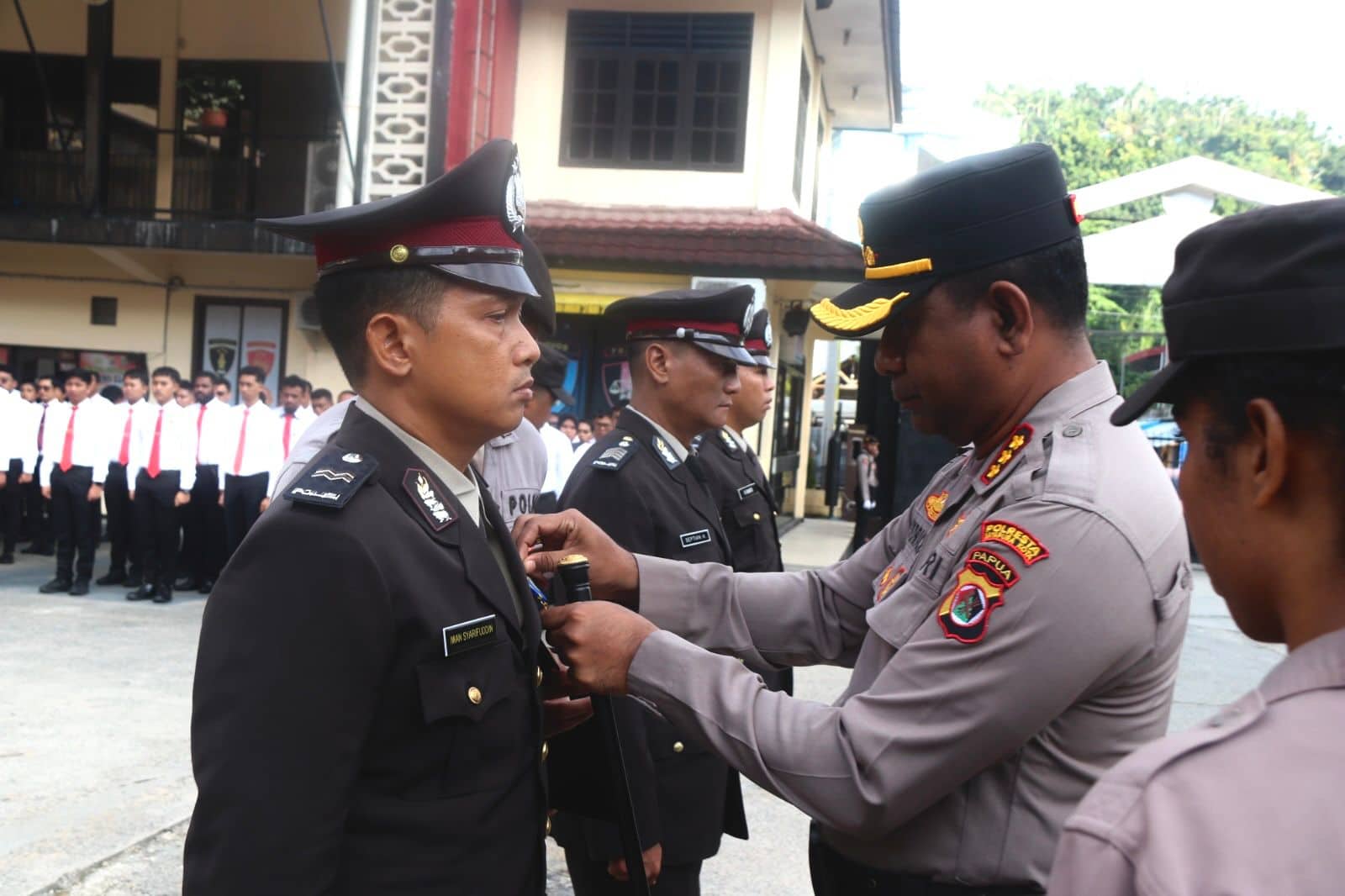 Ilustrasi berita JAYAPURA: 31 Personel Polresta Jayapura Kota Dianugerahi Tanda Kehormatan Satya Lencana