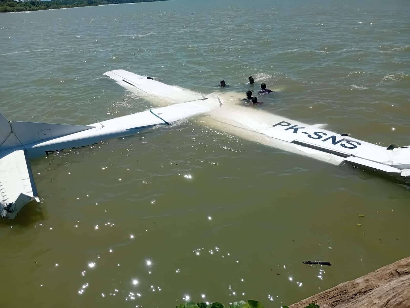 Ilustrasi berita Papua: Begini Detik-detik Pesawat Smart Air Tercebur ke Perairan Pantai Karadiri Nabire
