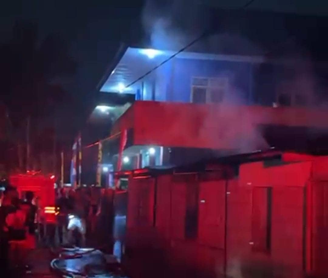 Ilustrasi berita Mimika: Diduga Lupa Padam Kompor, Satu Unit Rumah Terbakar di Jalan Busiri Tengah Timika