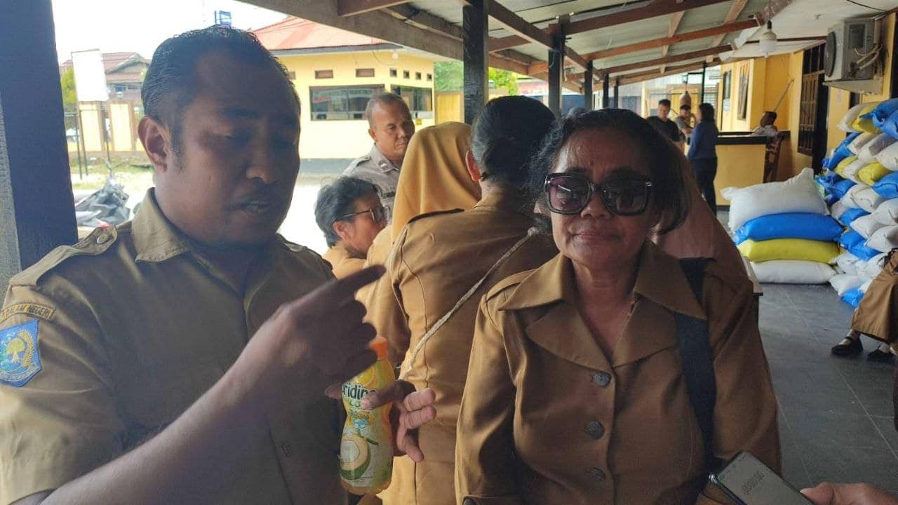 Ilustrasi berita Mimika: Miris, Diduga Tegur Siswa, Ibu Guru SMPN 5 Mimika Dipukul Orang Tua Murid Hingga Mata Memar