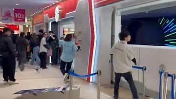 Ilustrasi berita Internasional: Tragedi Menggemparkan di Toko Pokemon Tokyo, Karyawan Tewas Ditikam