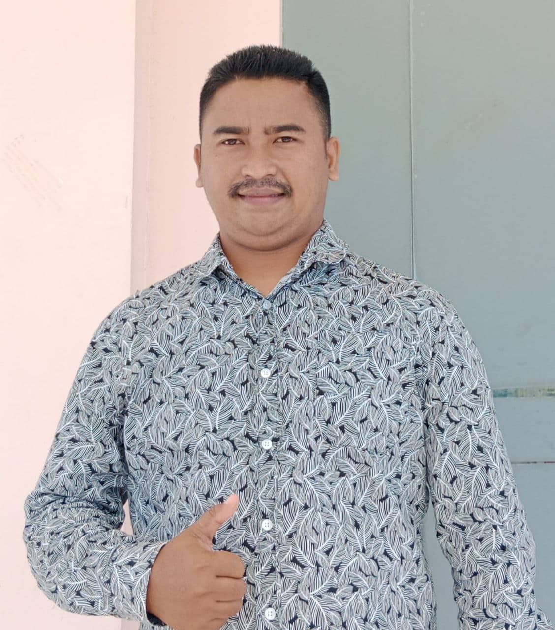 Ilustrasi berita Mimika: Tiga Bulan Mengajar Tanpa Gaji, Guru Kontrak Mimika Menanti Kepastian SK 2026