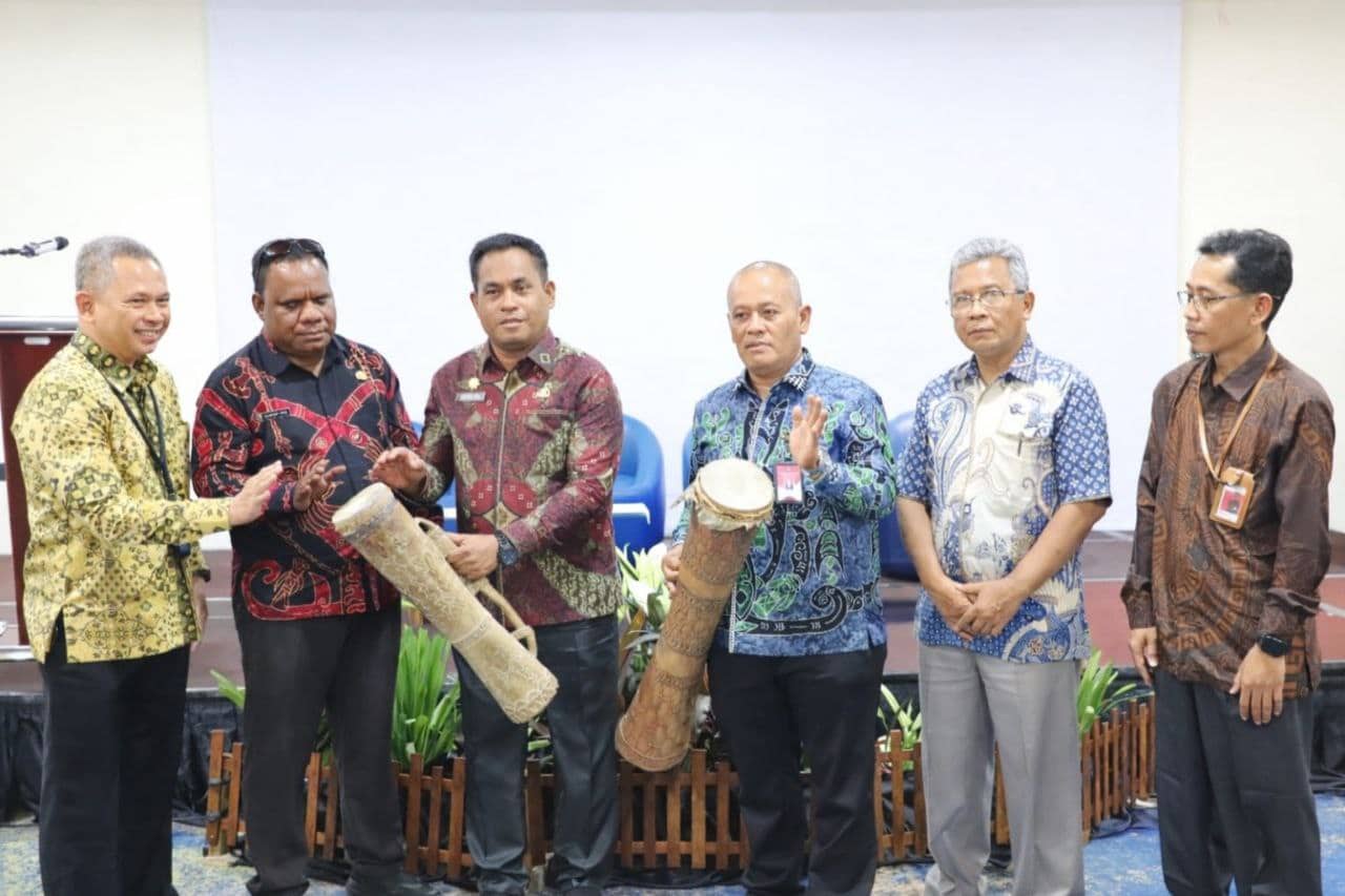 Ilustrasi berita Mimika: Gelar Rakor di Timika, Kemendagri Dorong Percepatan Penyaluran Dana Otsus untuk Tekan SiLPA Daerah