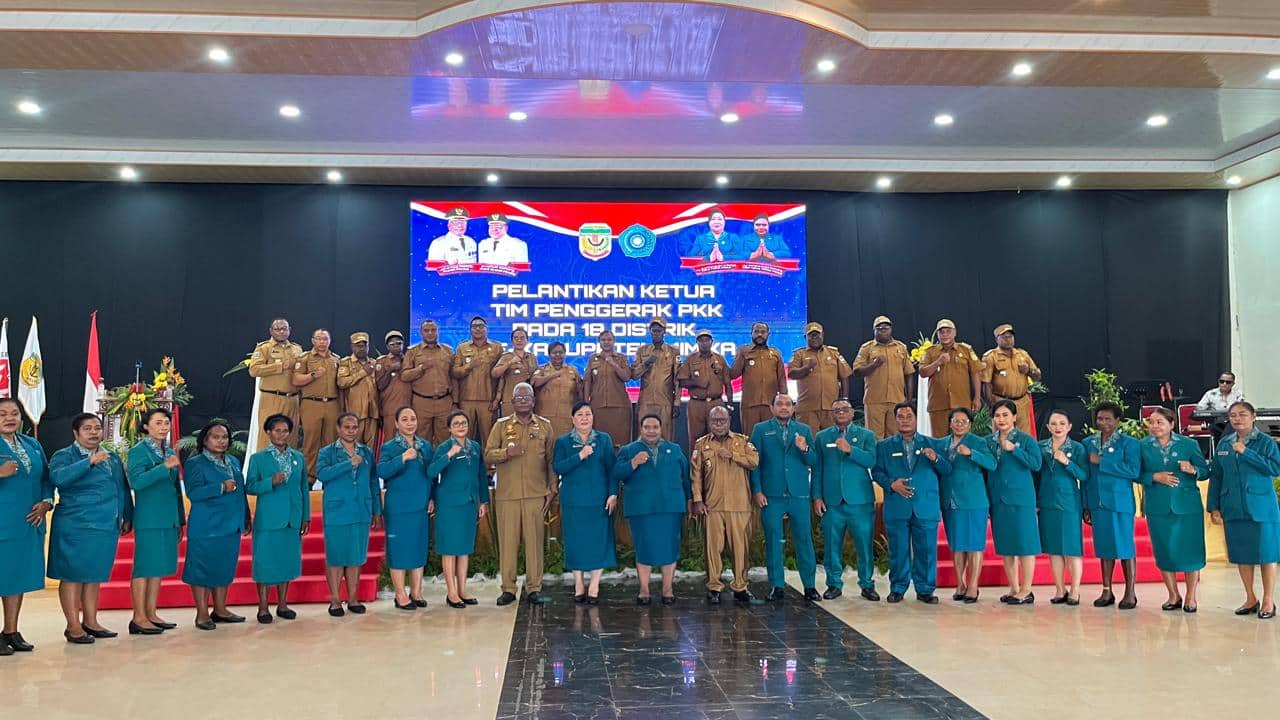 Ilustrasi berita Mimika: Galery Foto : Ketua TP PKK Mimika Lantik 18 Ketua TP PKK Distrik se-Kabupaten Mimika