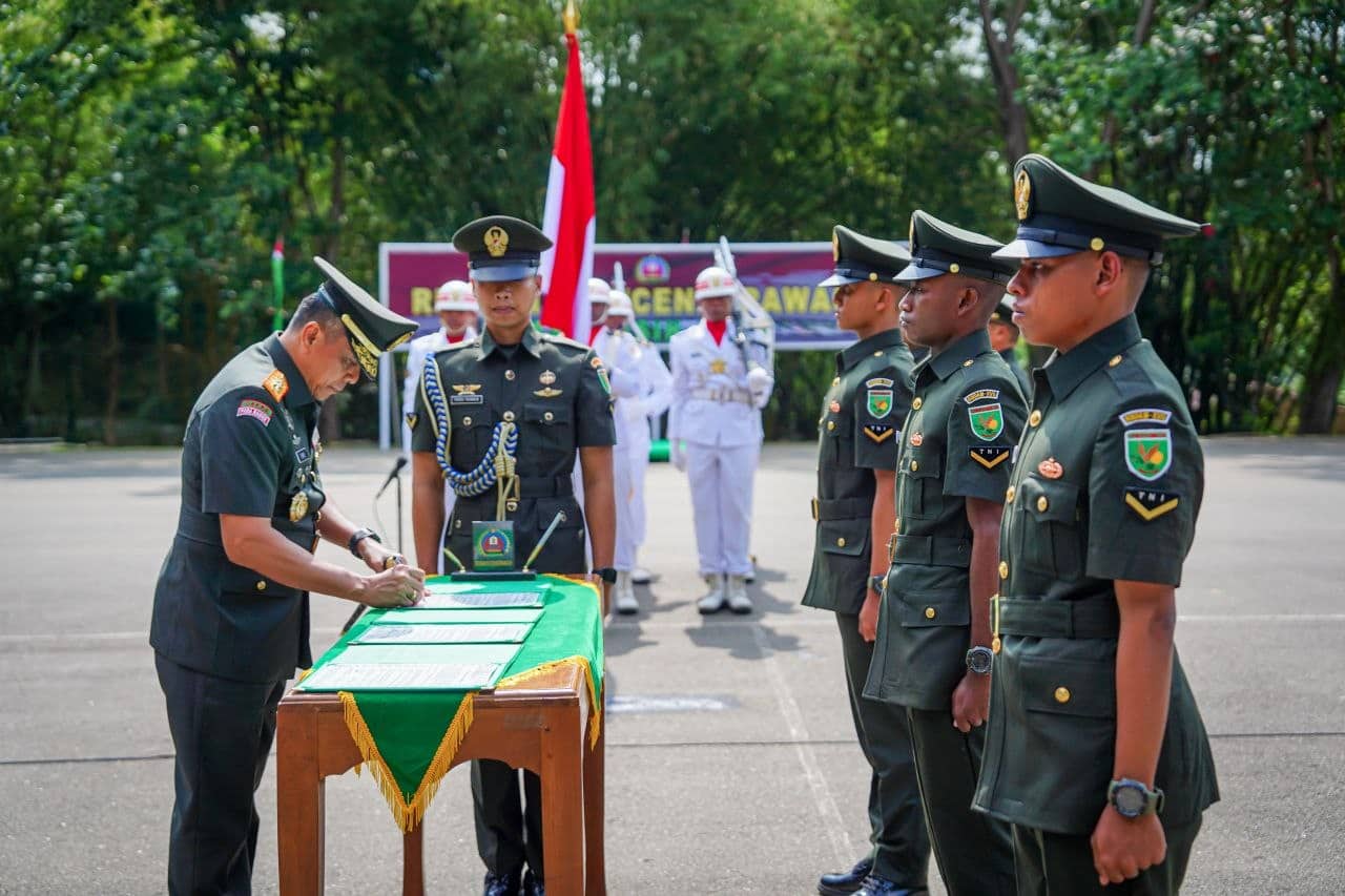 Ilustrasi berita Mimika: Kepada 47 Prajurit Muda, Pangdam XVII/Cenderawasih Tekankan Kedekatan dengan Rakyat, Jaga Nama Baik Institusi TNI