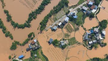 Ilustrasi berita Internasional: Banjir Bandang dan Longsor di China Tewaskan 9 Orang, 11 Hilang