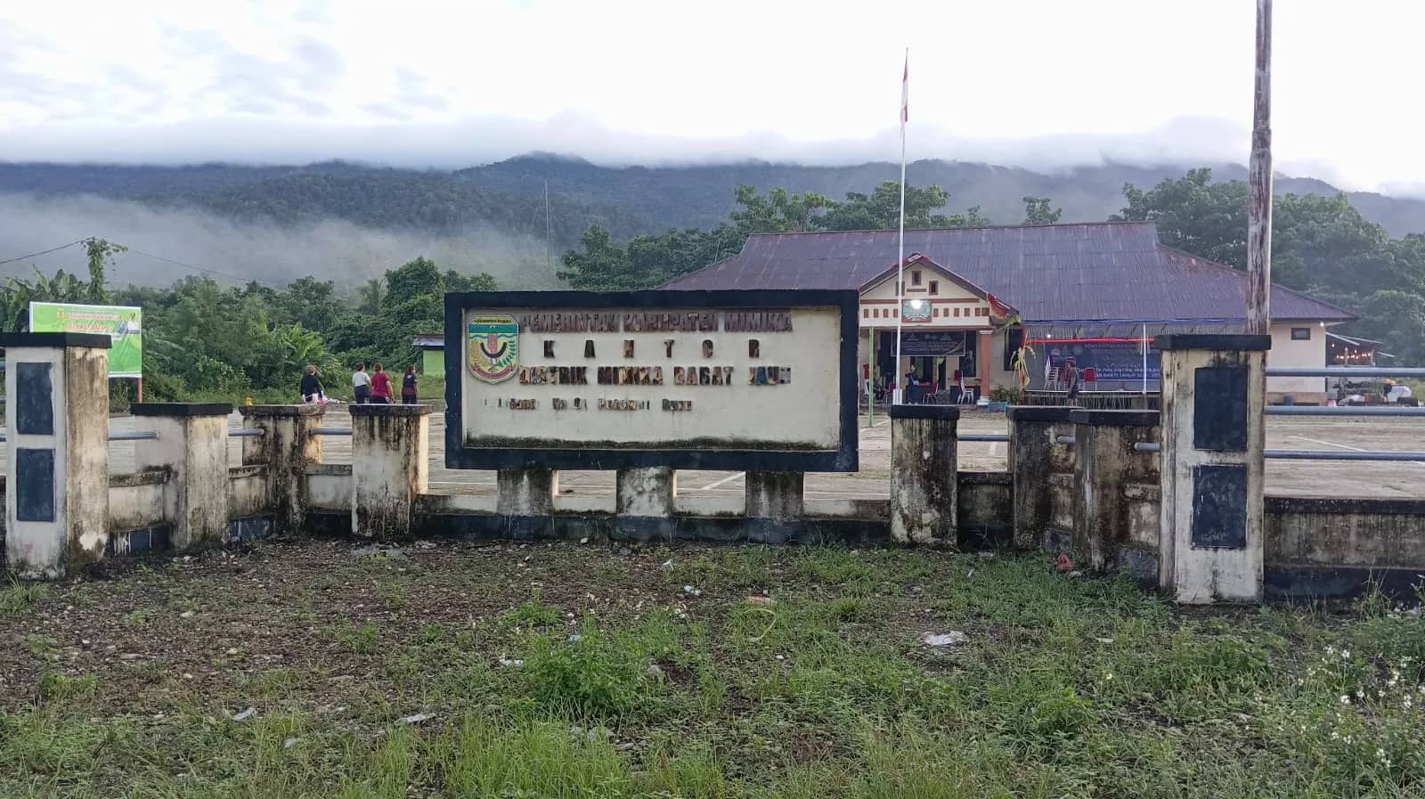 Kantor Distrik Mimika Barat Jauh