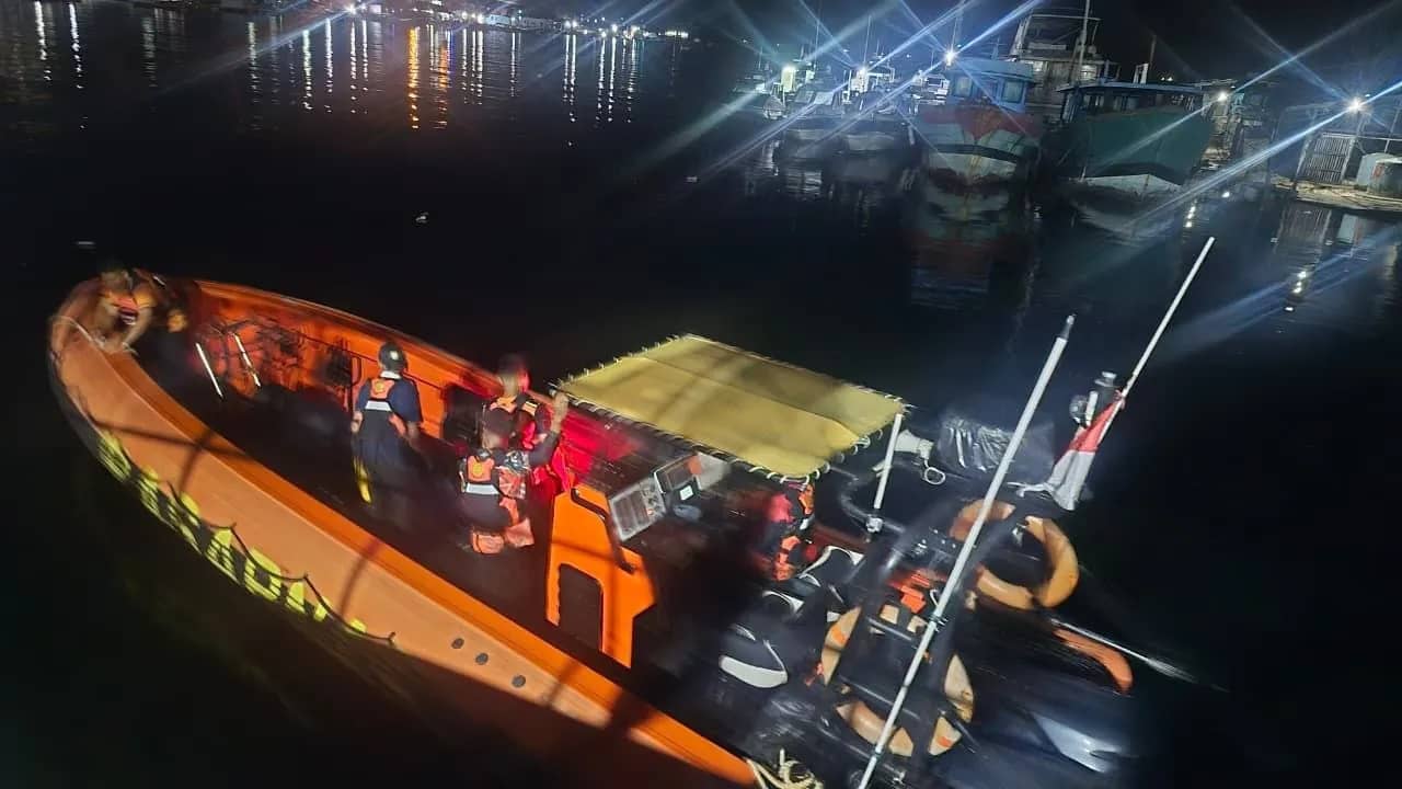 Tim Rescue KN 205 Kantor Pencarian dan Pertolongan Jayapura
