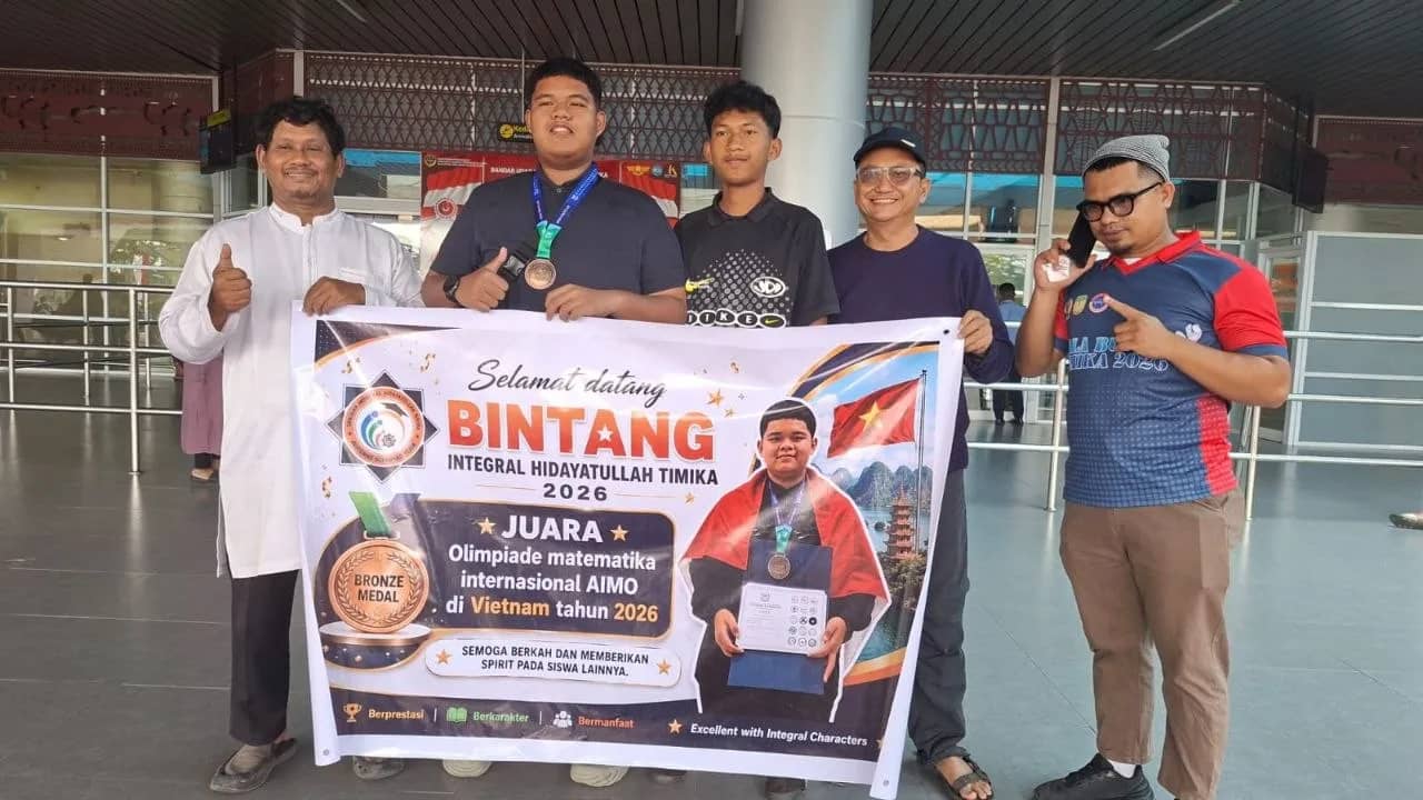 Muhammad Harun Gani Wahid saat dijemput di Bandara Mozes Kilangin Timika