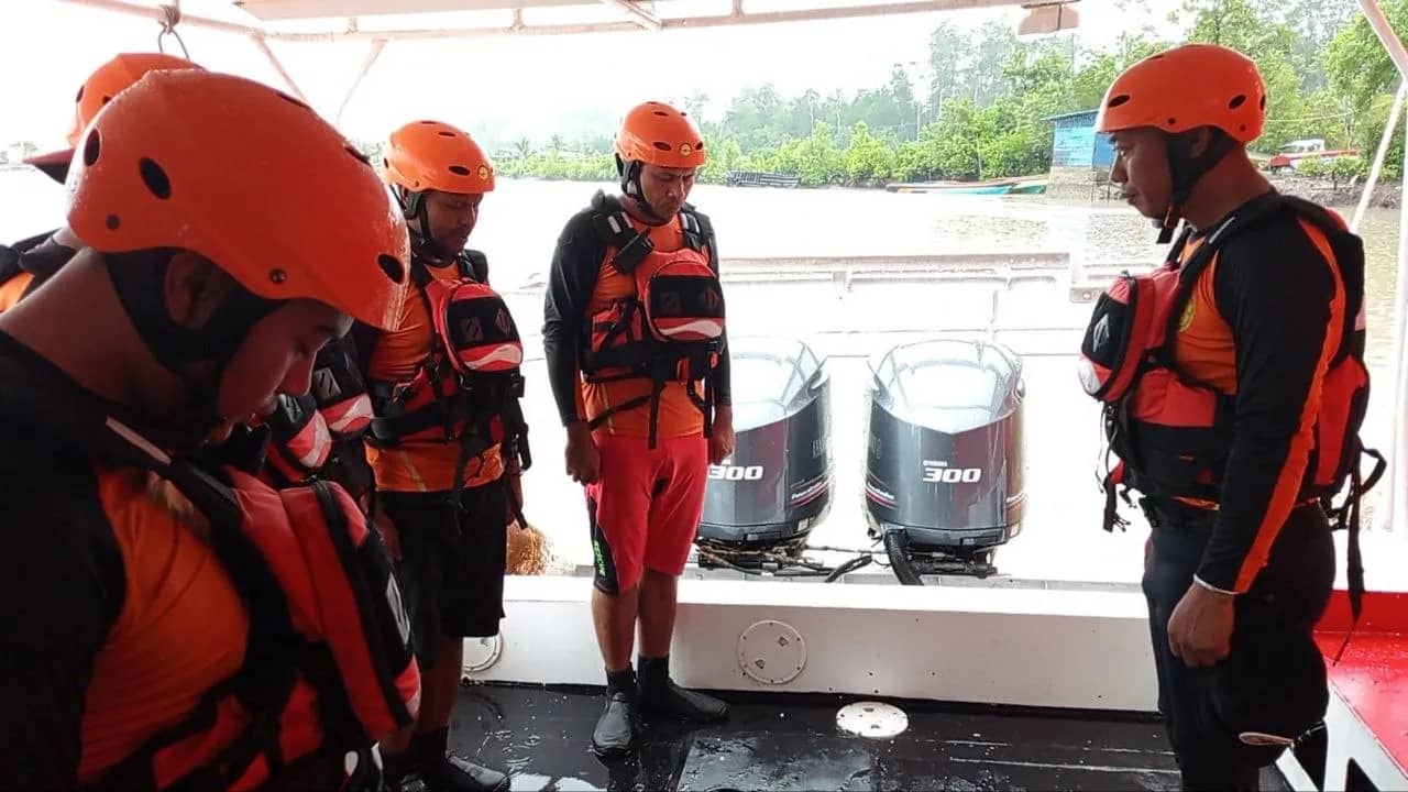 Tim SAR gabungan yang dikerahkan untuk melakukan pencarian.