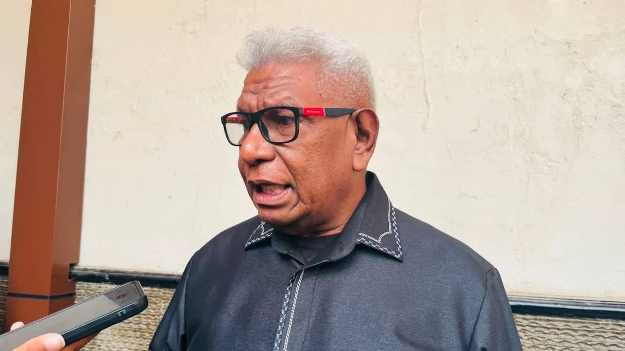 Bupati Mimika Johannes Rettob