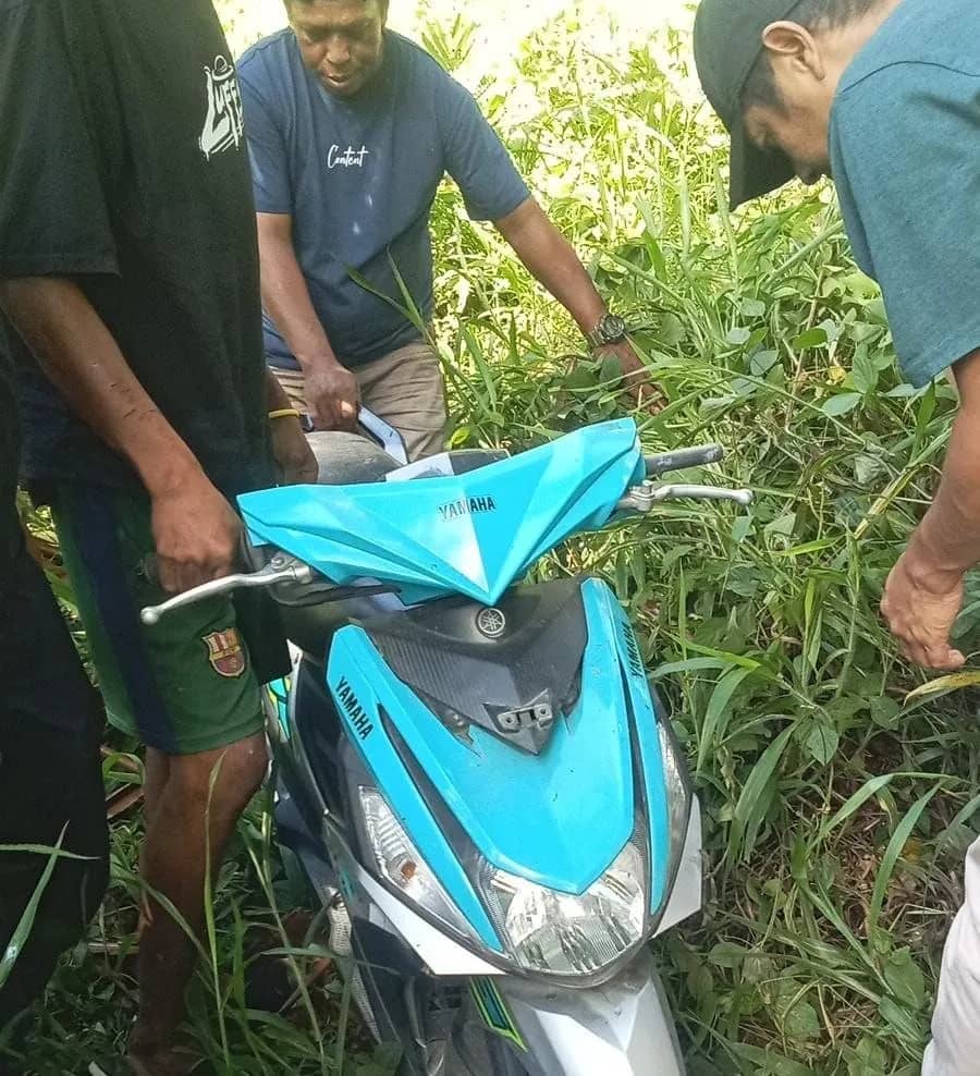 Barang bukti sepeda motor yang ditemukan warga di SP 3 Timika
