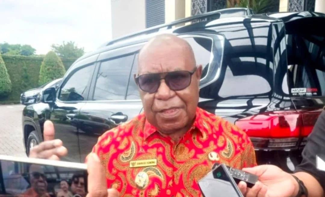 Wakil Bupati Mimika Emanuel Kemong
