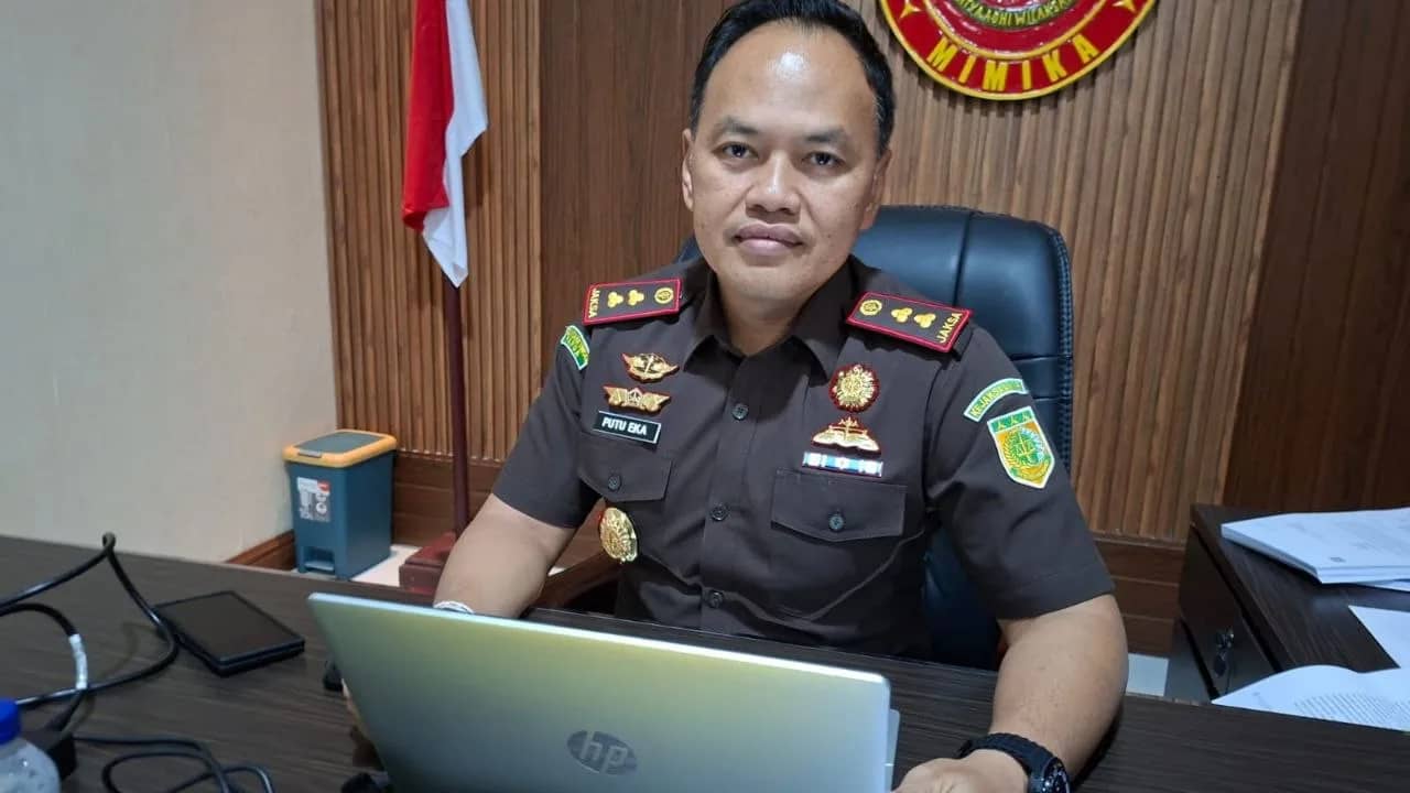 Kepala Kejaksaan Negeri Mimika, Dr. I Putu Eka Suyantha SH, MH.