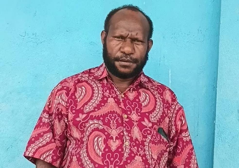 Pdt Deserius Adii M.Th.
