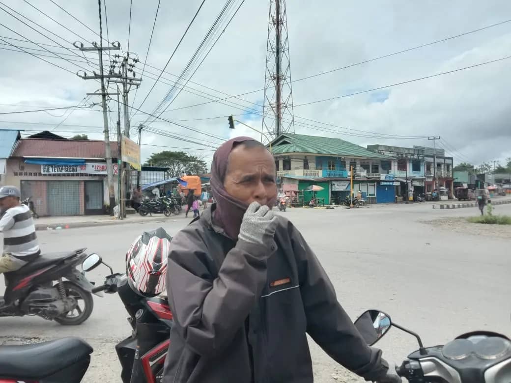Suarno, tukang ojek yang mangkal di perempatan SP 4-SP 1