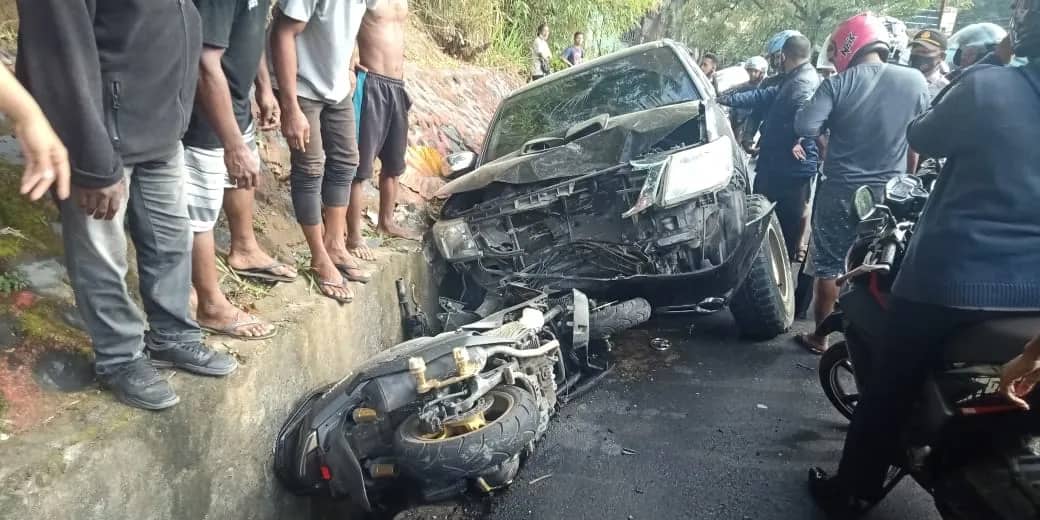 Polisi tewas